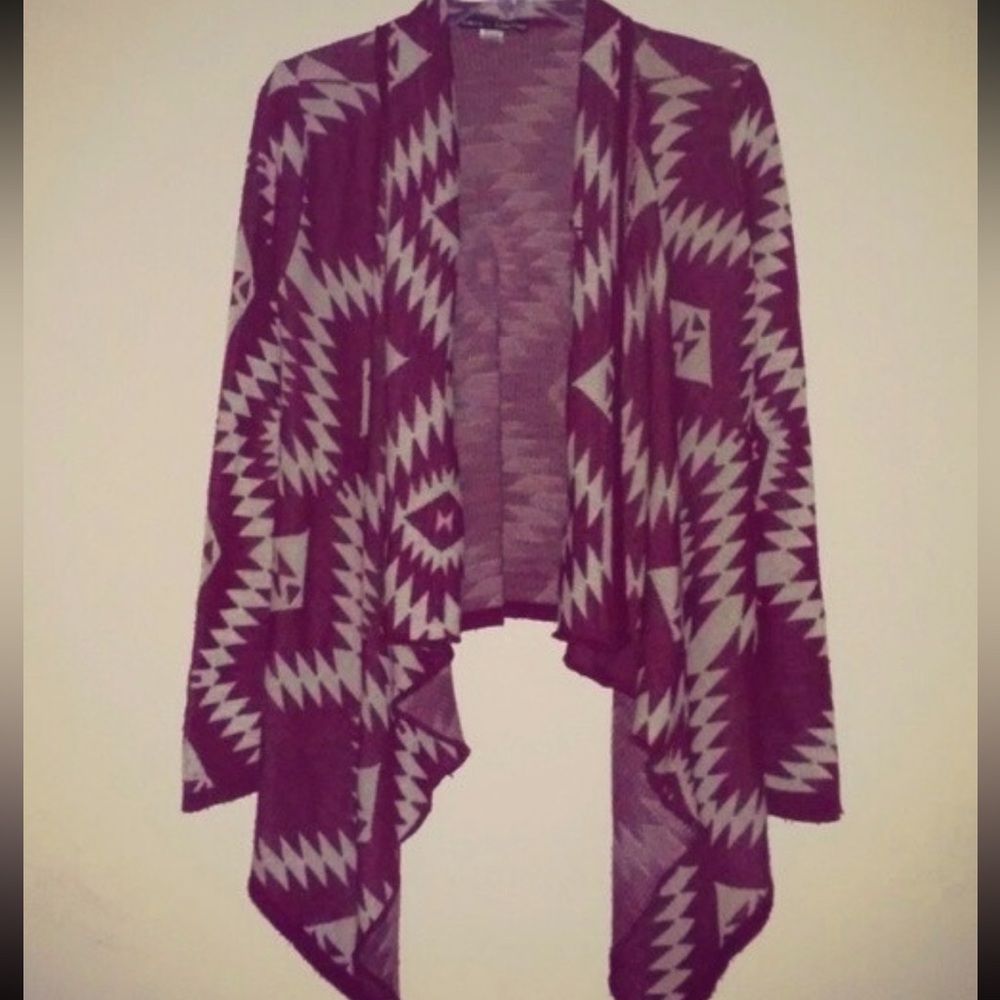 Red Wine and Cream Open Draped
Sweater/Geometric Aztec Print Cardigan Size S